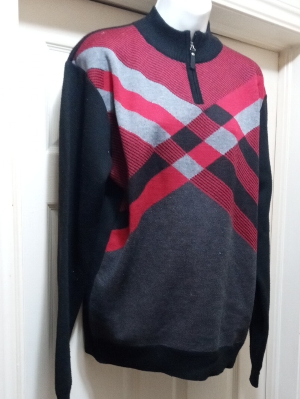 Men's Half-Zip Pullover Sweater in Red, Gray & Black